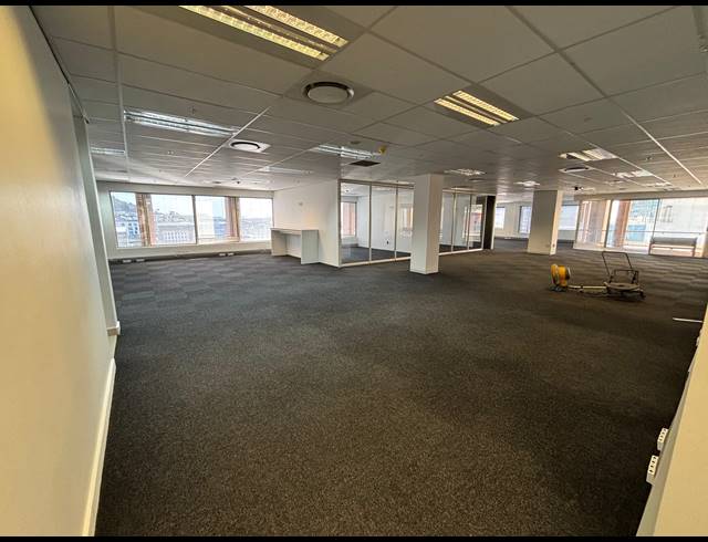 979M² OFFICE TO LET IN CAPE TOWN CITY CENTRE